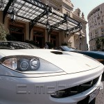 Monte-Carlo place du Casino Ferrari blanche